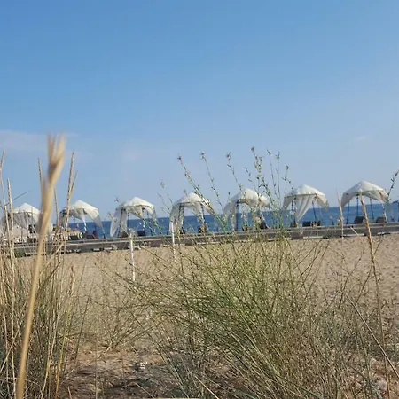 شقة Riviera Sea Villageapartments غولدن ساندز